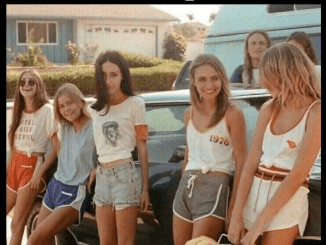 11 Ways BFF Relationships Have Changed From The ’90s Versus Today