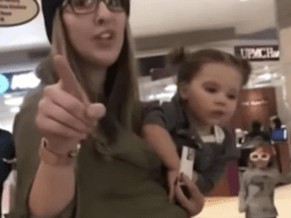 Handler Refuses To Let Little Girl Pet Service Dog, Little Girl’s Mom Loses It