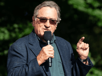 Robert De Niro has NAB award withdrawn after criticizing conservative values