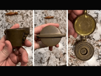 Found little brass cups that fit inside each other, and latch closed. Any idea ?