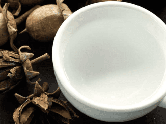 6+ benefits of drinking warm water on an empty stomach